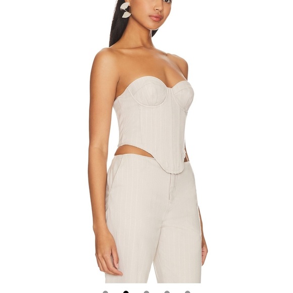 Revolve set - Picture 7 of 7